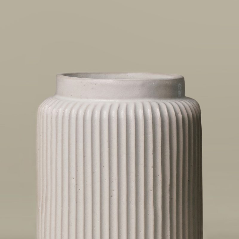 The Large Lutyens Vase In Stone - Image 3